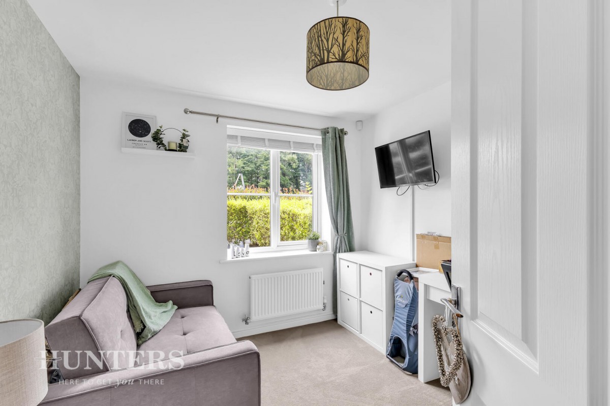 Oakhurst Drive, Wardle OL12 9SY