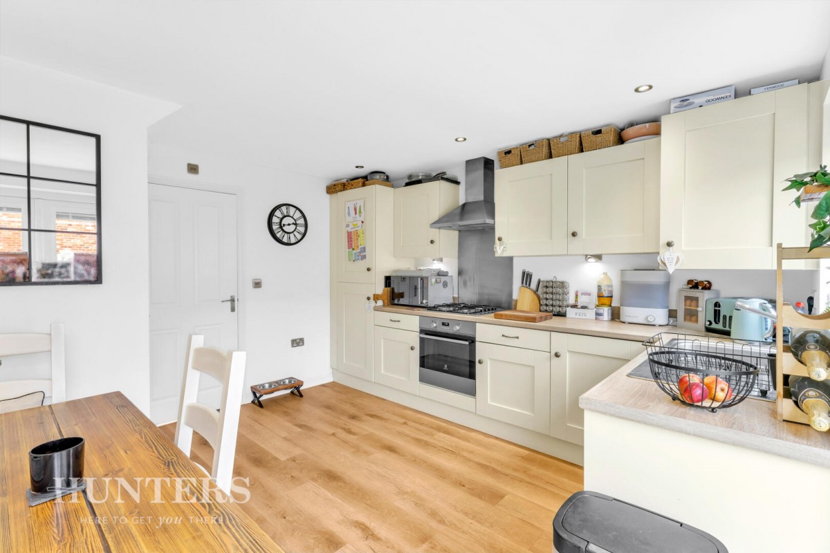 Oakhurst Drive, Wardle OL12 9SY