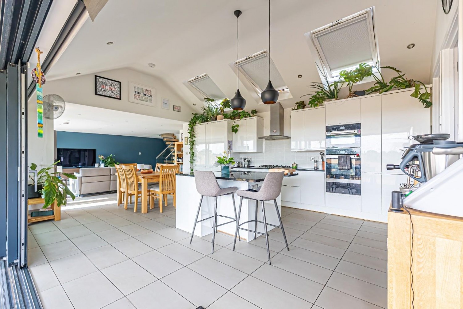 4 bedroom House for sale in High Street, Burcott, Leighton Buzzard