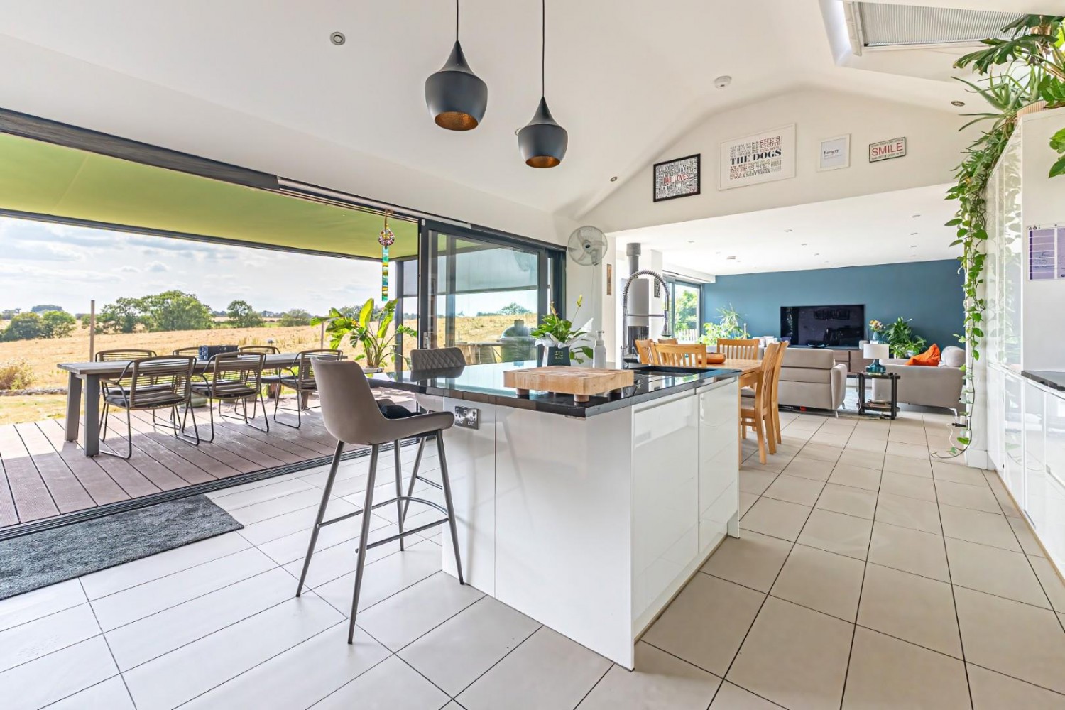 4 bedroom House for sale in High Street, Burcott, Leighton Buzzard