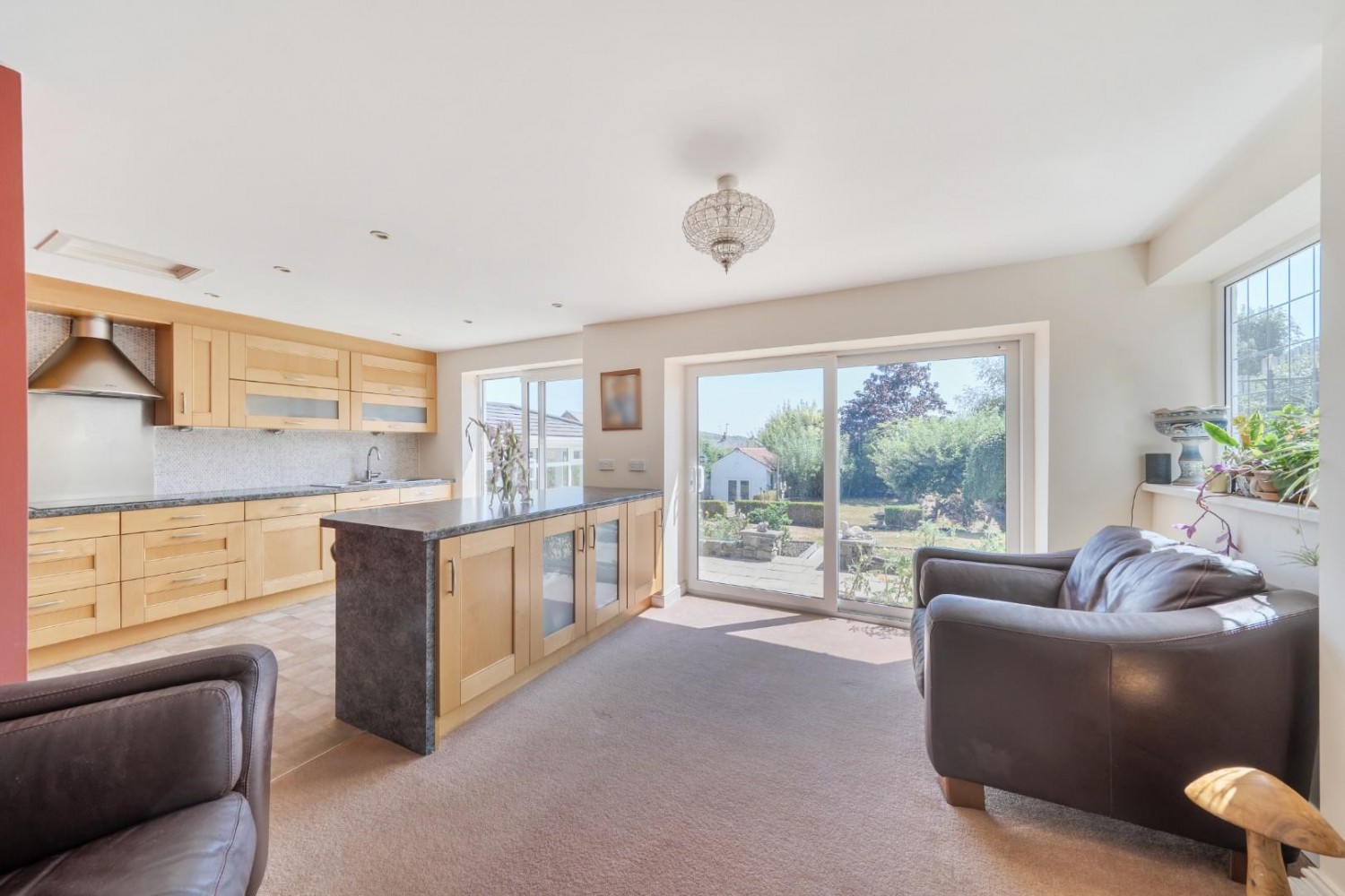 4 bedroom House for sale in Park View Road, Chapeltown, Sheffield