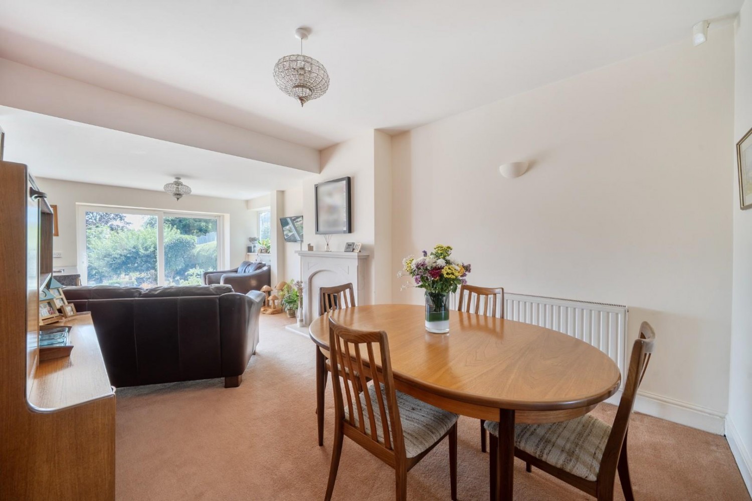4 bedroom House for sale in Park View Road, Chapeltown, Sheffield