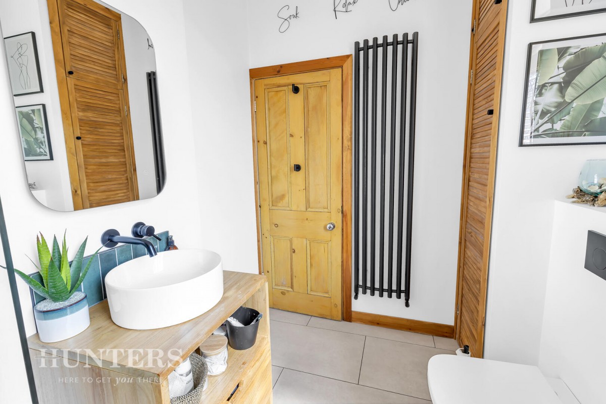 Sutcliffe Street, Littleborough, OL15 9BE