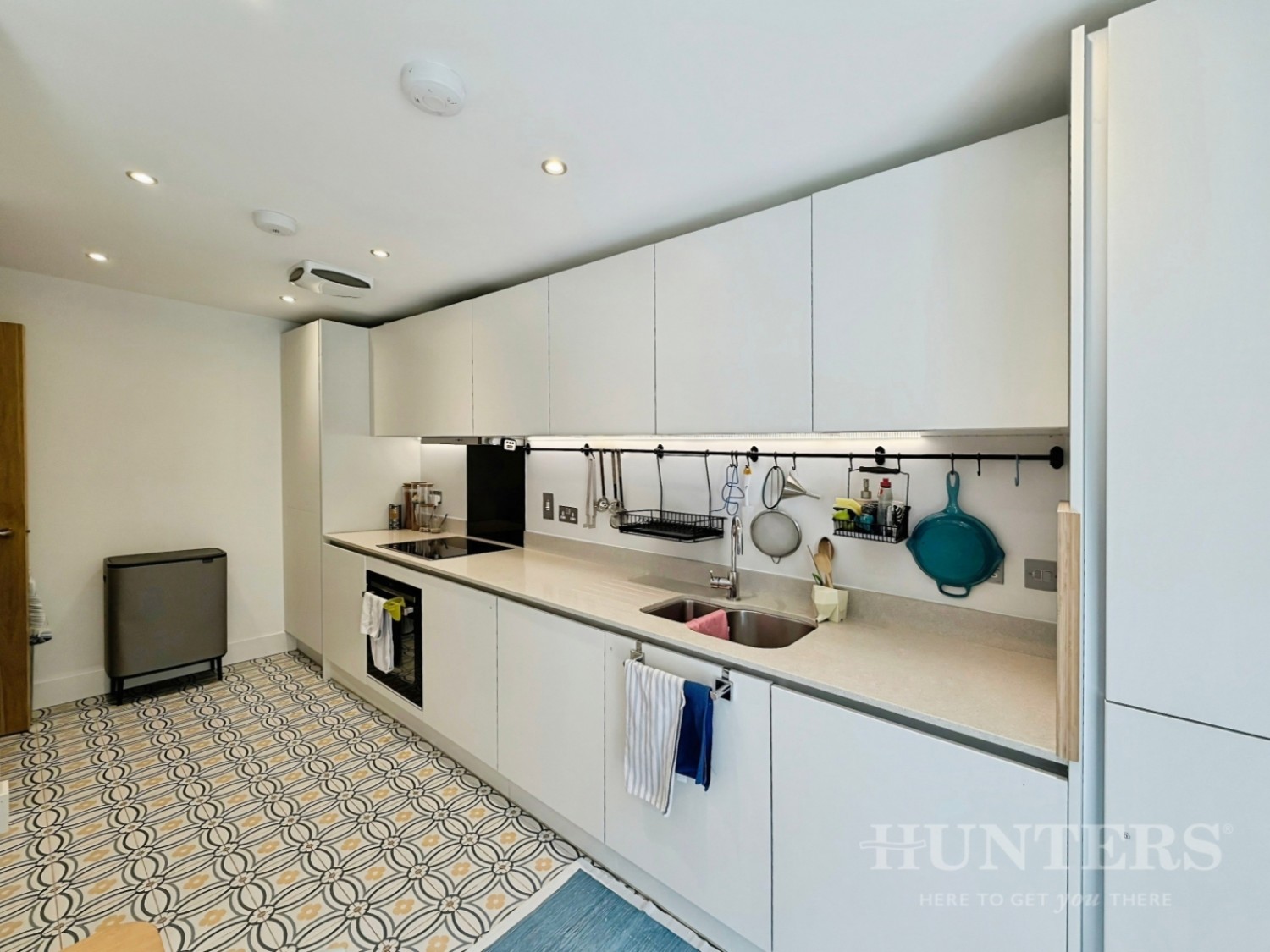 3 bedroom House for sale in Daffodil Close, Mitcham Junction