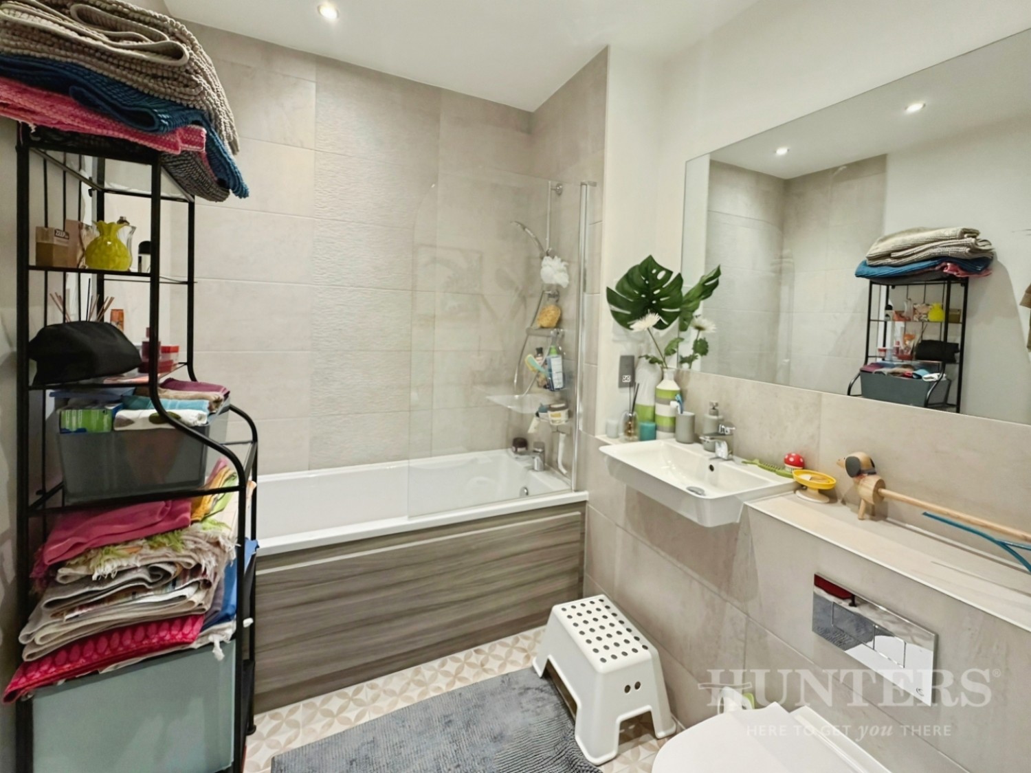 3 bedroom House for sale in Daffodil Close, Mitcham Junction