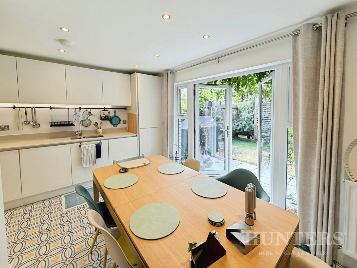 3 bedroom House for sale in Daffodil Close, Mitcham Junction