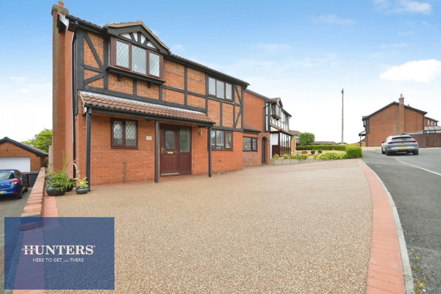 4 bedroom House for sale in King Street, Clowne, Chesterfield, S43 4BS