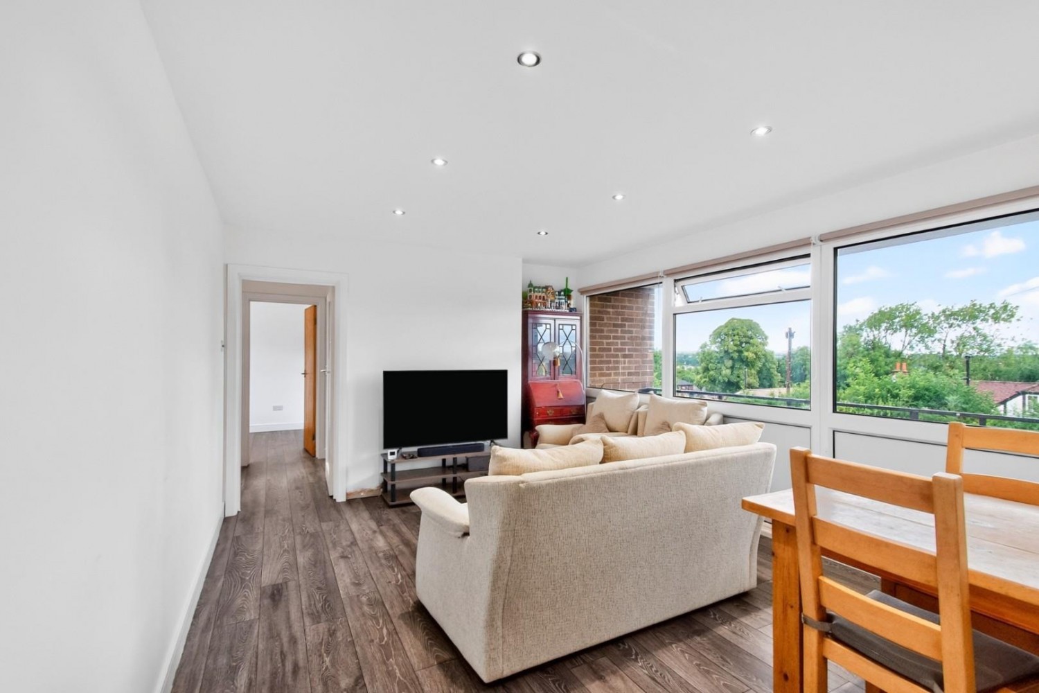 2 bedroom Flat for sale in Hollins Court Hampsthwaite Road, Harrogate