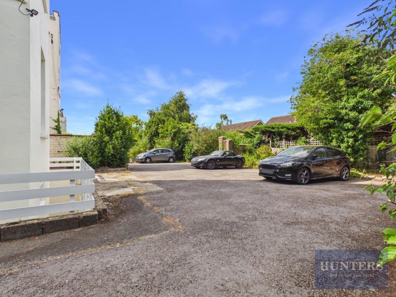 1 bedroom Flat for sale in Sydenham Road North, Cheltenham