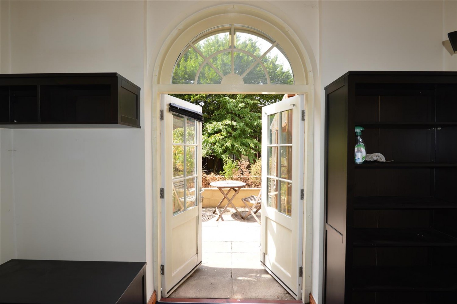 1 bedroom Flat for sale in Cave Court, Wilder Street, Bristol BS2 8QZ