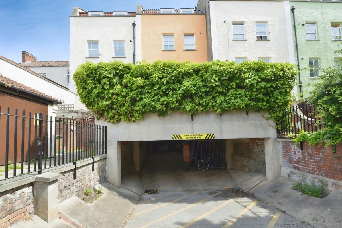 Cave Court, Wilder Street, Bristol BS2 8QZ
