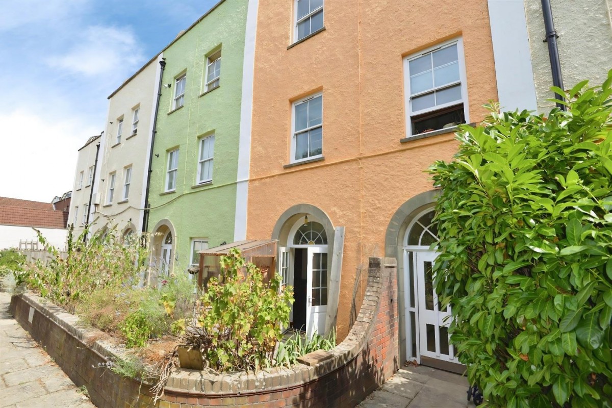 Cave Court, Wilder Street, Bristol BS2 8QZ