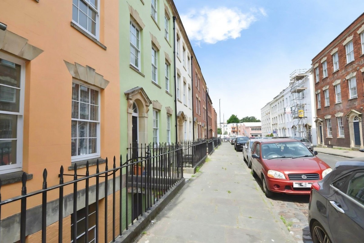 Cave Court, Wilder Street, Bristol BS2 8QZ