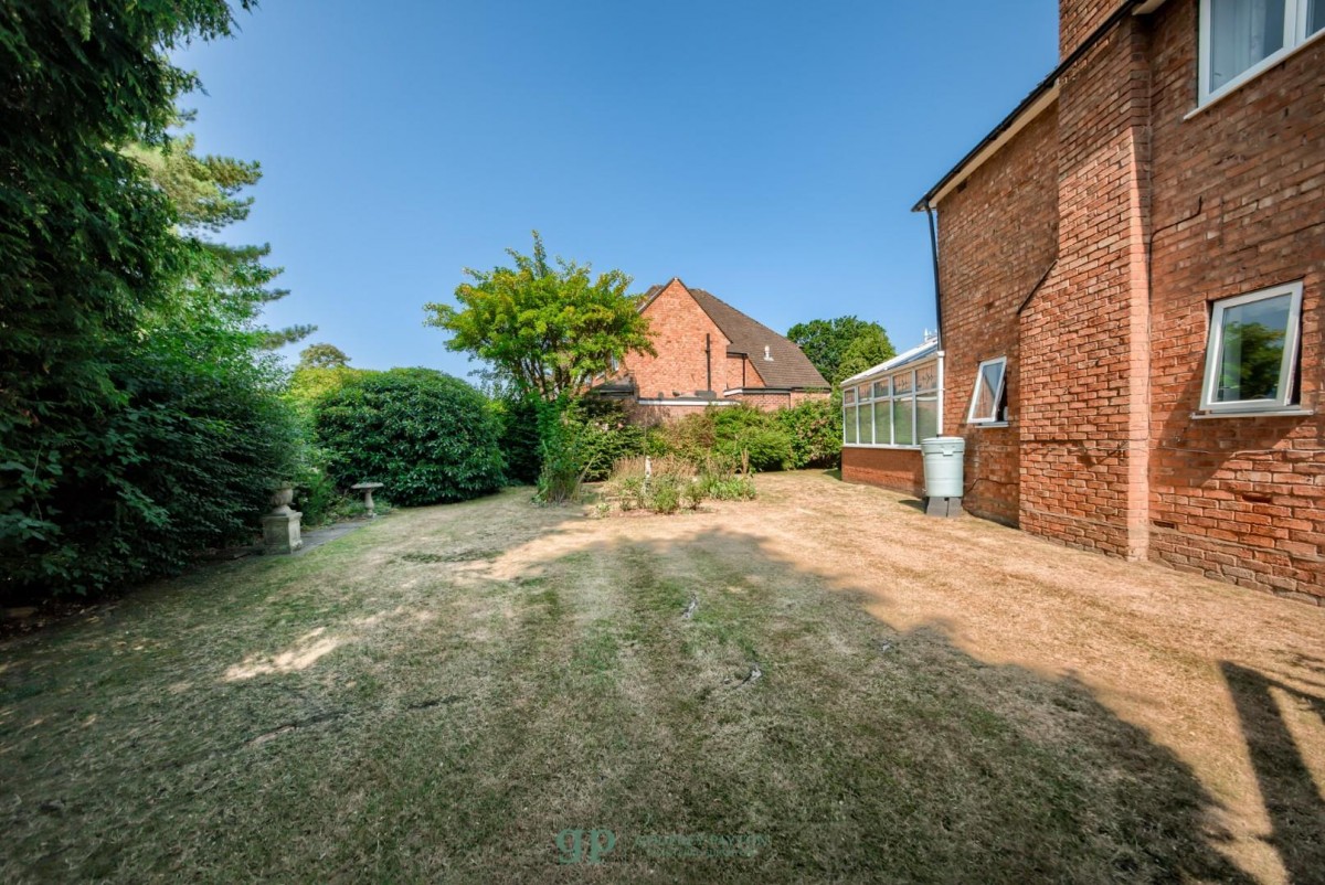 Woodfield Road, Solihull