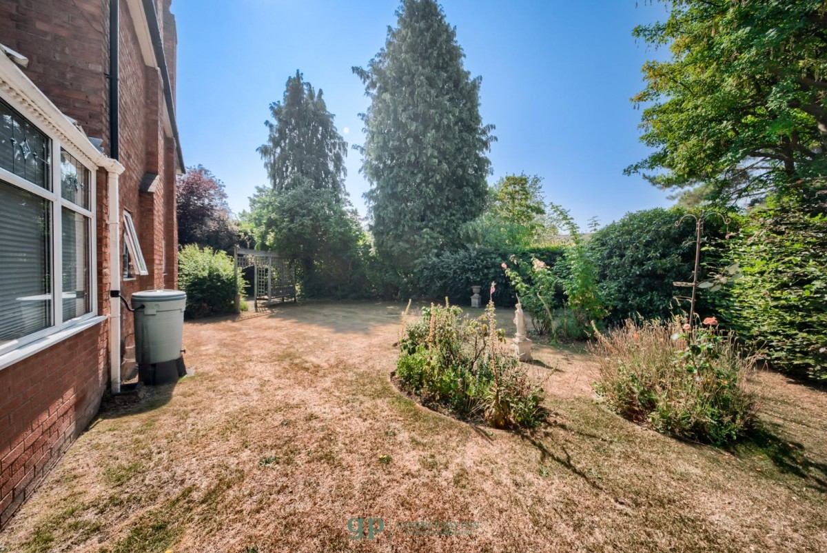 Woodfield Road, Solihull