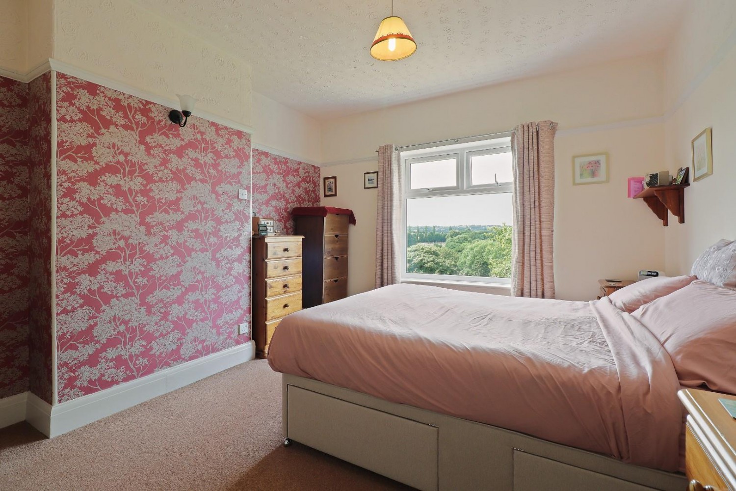 3 bedroom House for sale in Strelley Avenue, Beauchief, Sheffield, S8 0BE