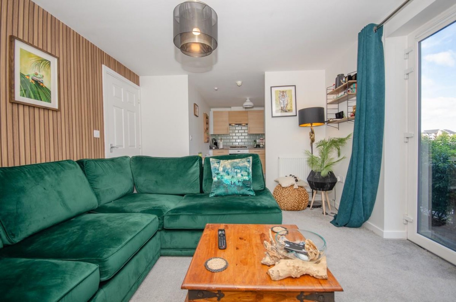 2 bedroom Flat for sale in Goosefoot Road, Lyde Green, Bristol, BS16 7LX