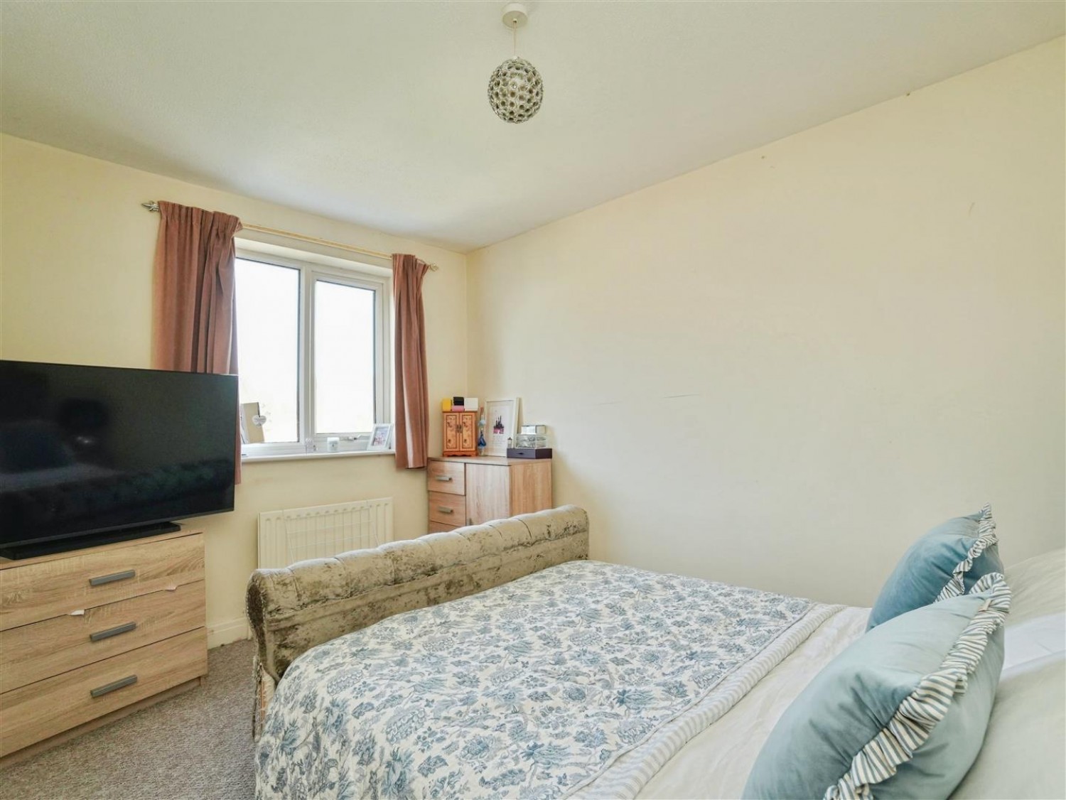 3 bedroom House to let in Drovers Court, Easingwold, York