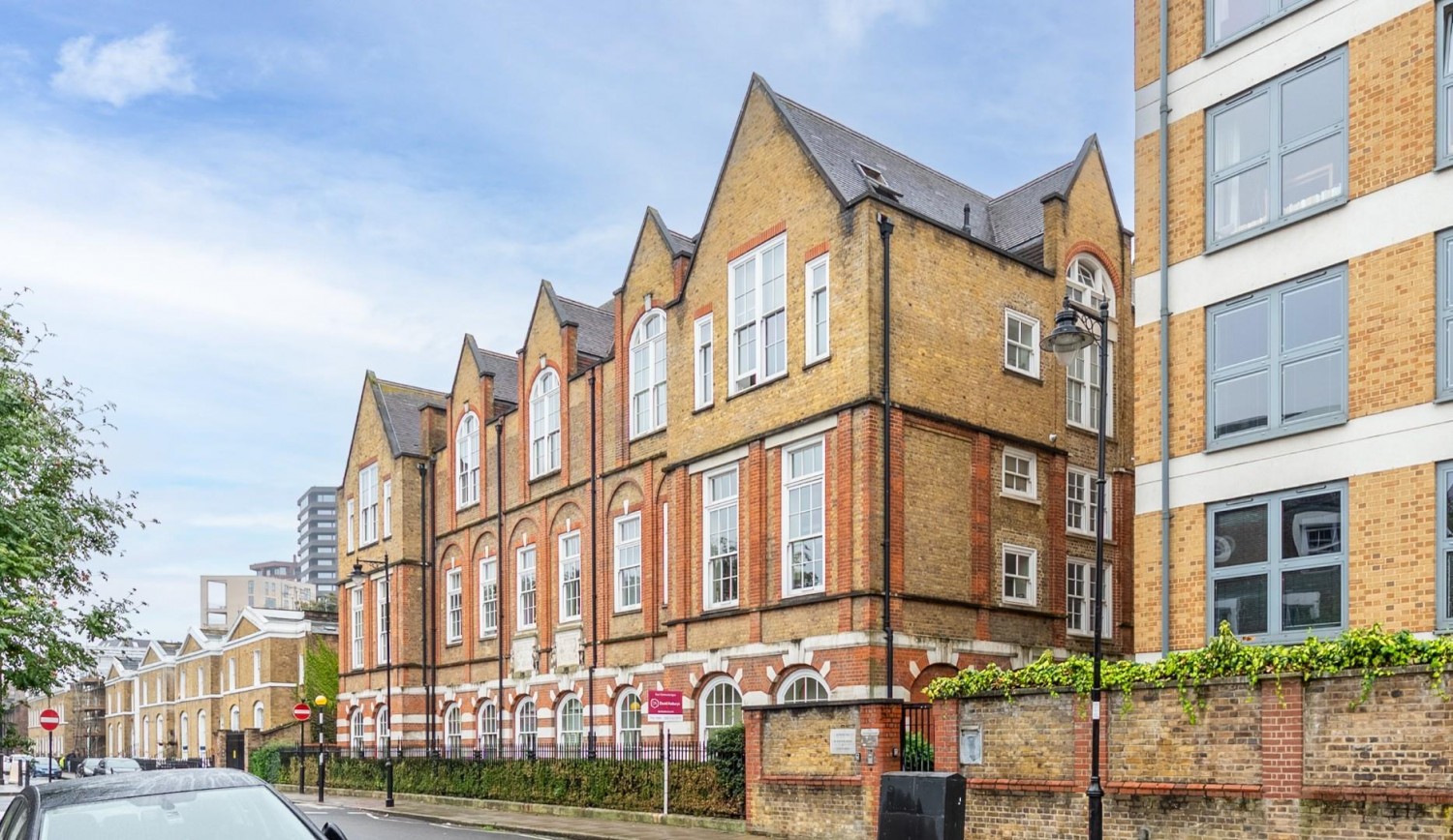 1 bedroom Flat for sale in Chaplin House, Shepperton Road, N1