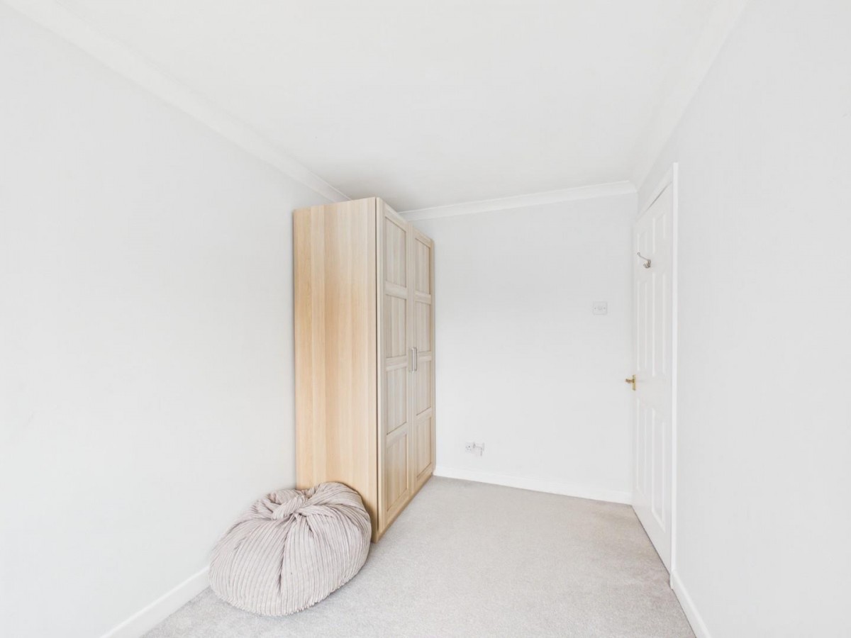 Downfield Close, Alveston