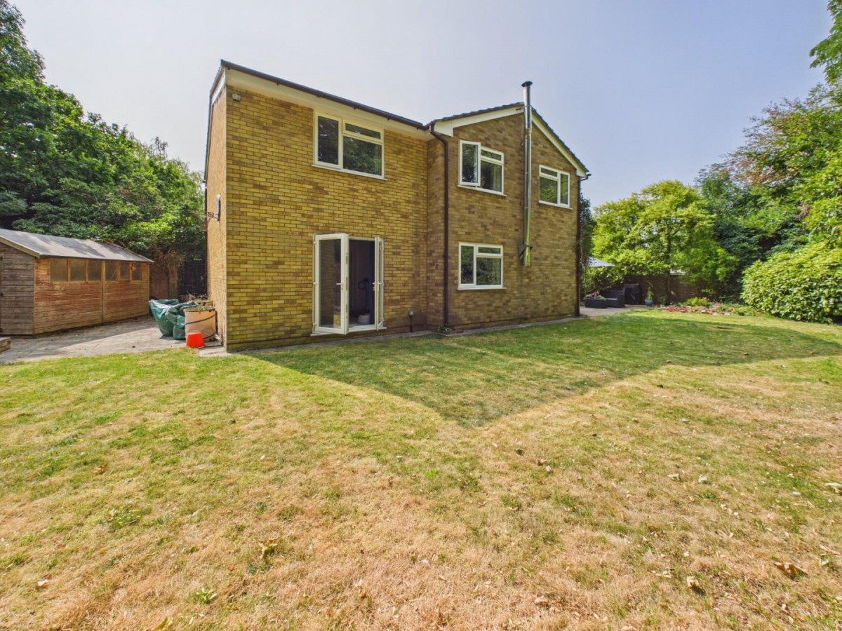 Downfield Close, Alveston