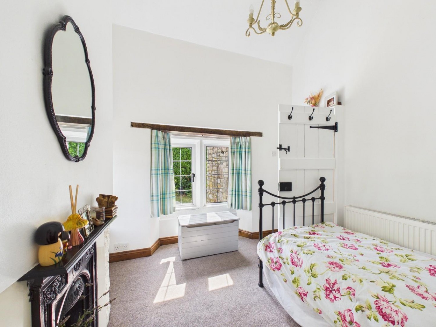 3 bedroom House for sale in Thornbury Road, Thornbury, Bristol