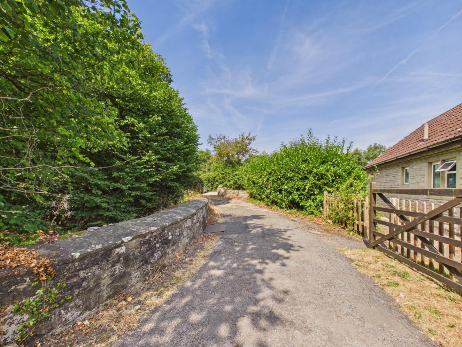 3 bedroom House for sale in Thornbury Road, Thornbury, Bristol