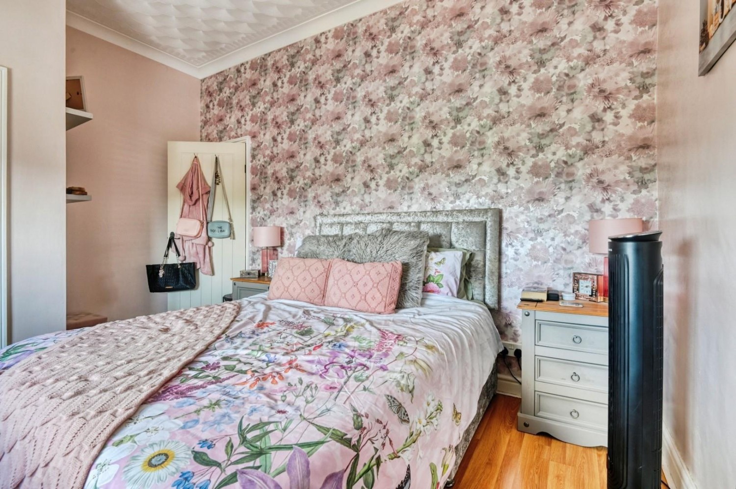 2 bedroom House for sale in Long Street, Dordon, Tamworth
