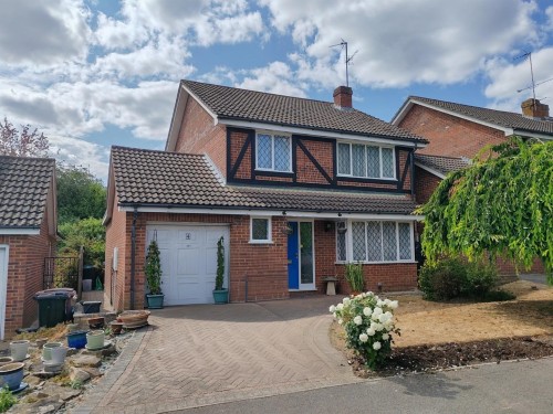 Cherry Tree Grove, Wokingham
