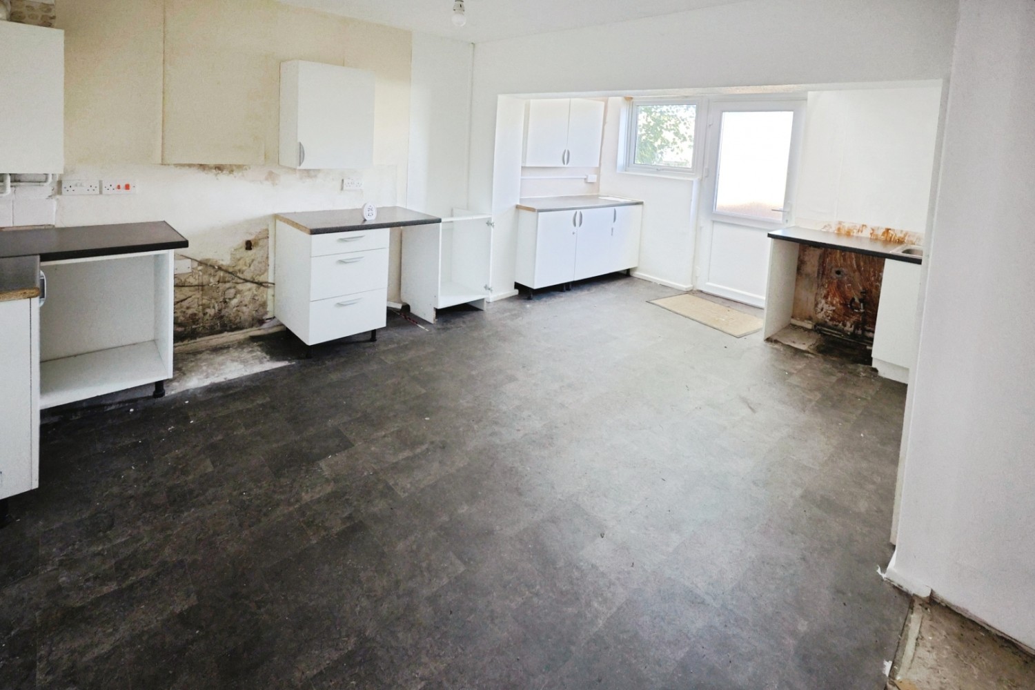 2 bedroom Bungalow for sale in Beechfield, Newton Aycliffe