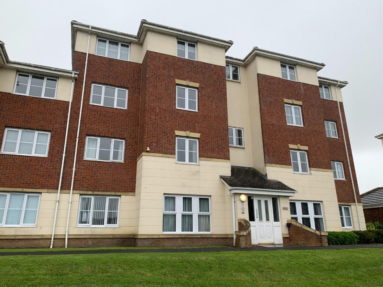 1 bedroom Flat to let in Regency Apartments, Killingworth