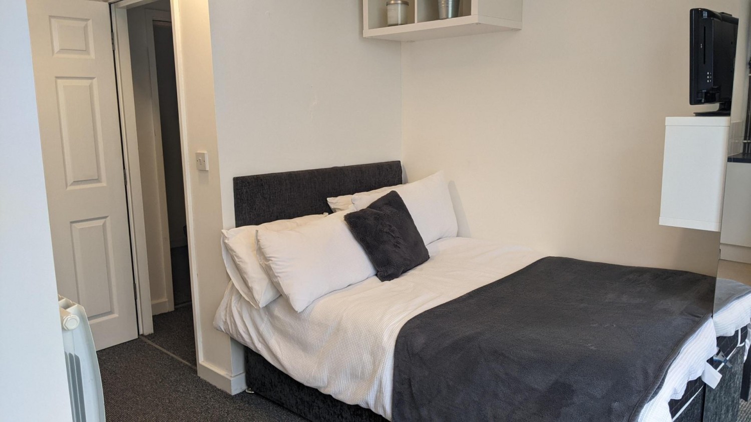 1 bedroom Flat to let in Greenheys Road, Liverpool, L8 0SX