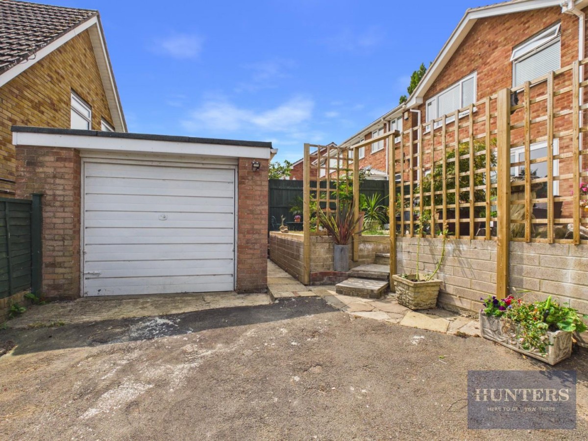 Larkham Close, Matson, Gloucester