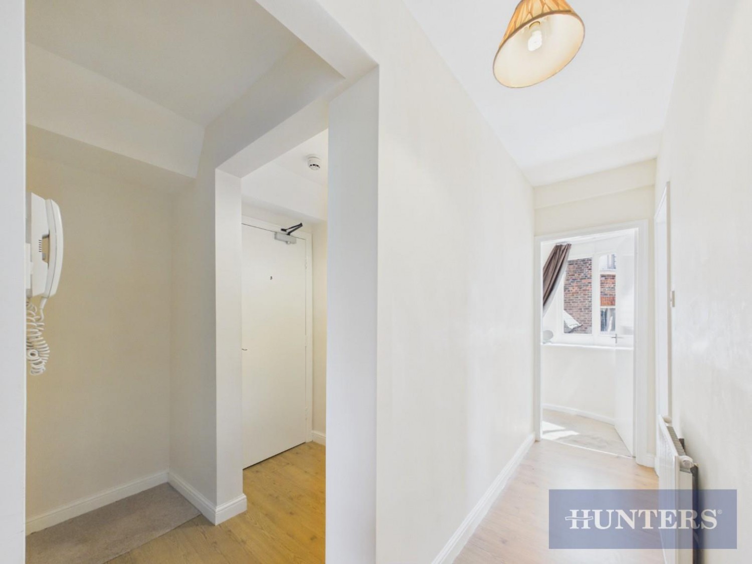 2 bedroom Flat for sale in St. Martins Square, Scarborough