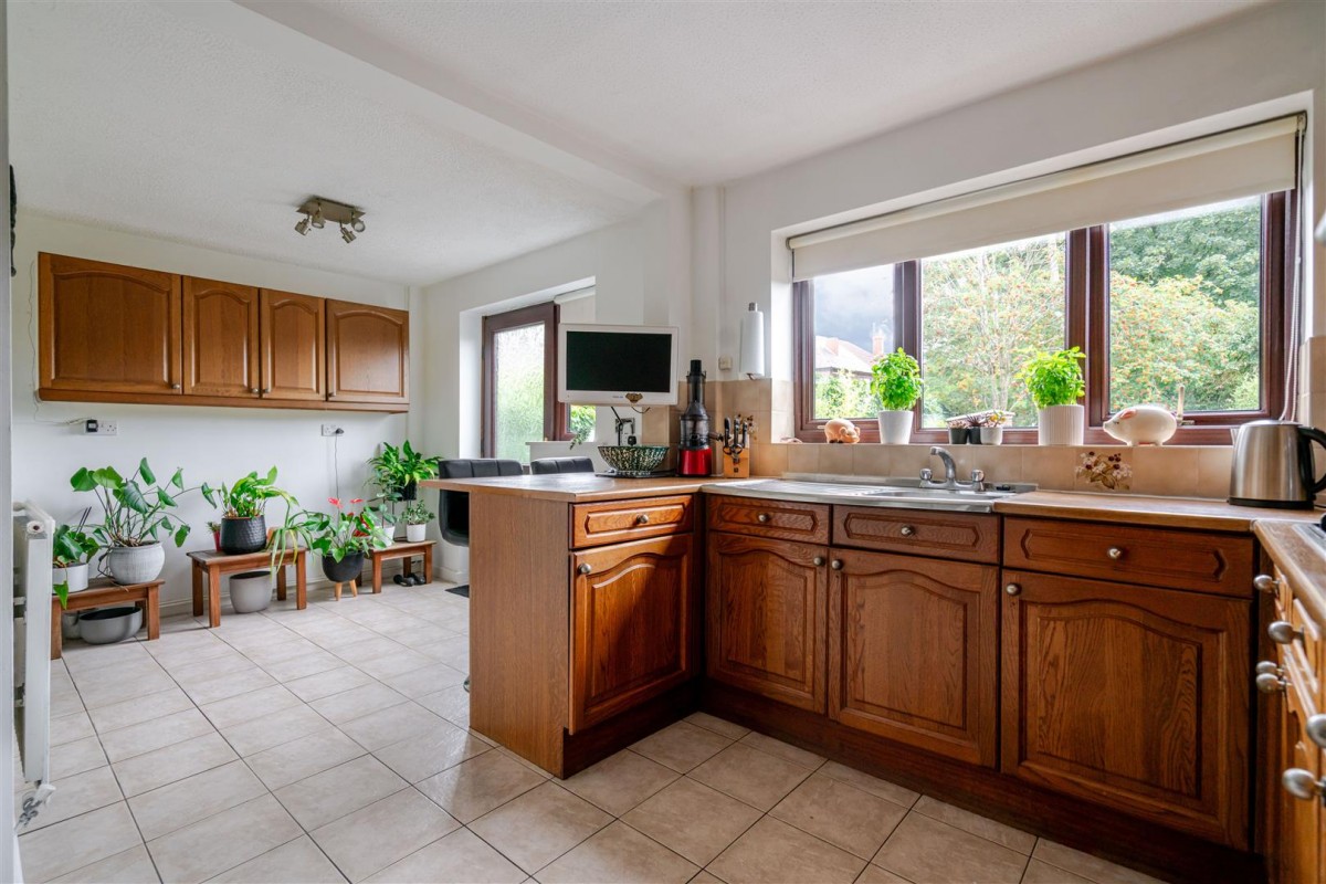 Beechfield Drive, Leigh