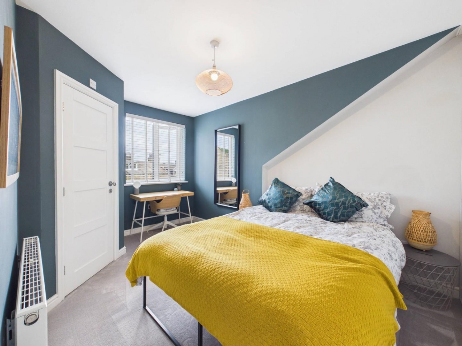 4 bedroom House for sale in Plevna Terrace, Bingley