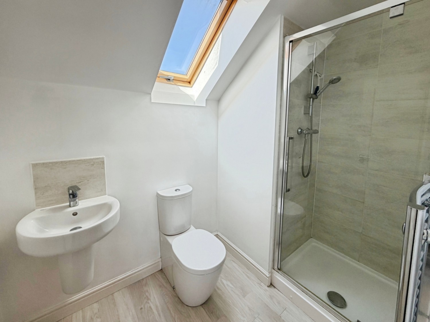 4 bedroom House to let in Farro Drive, York