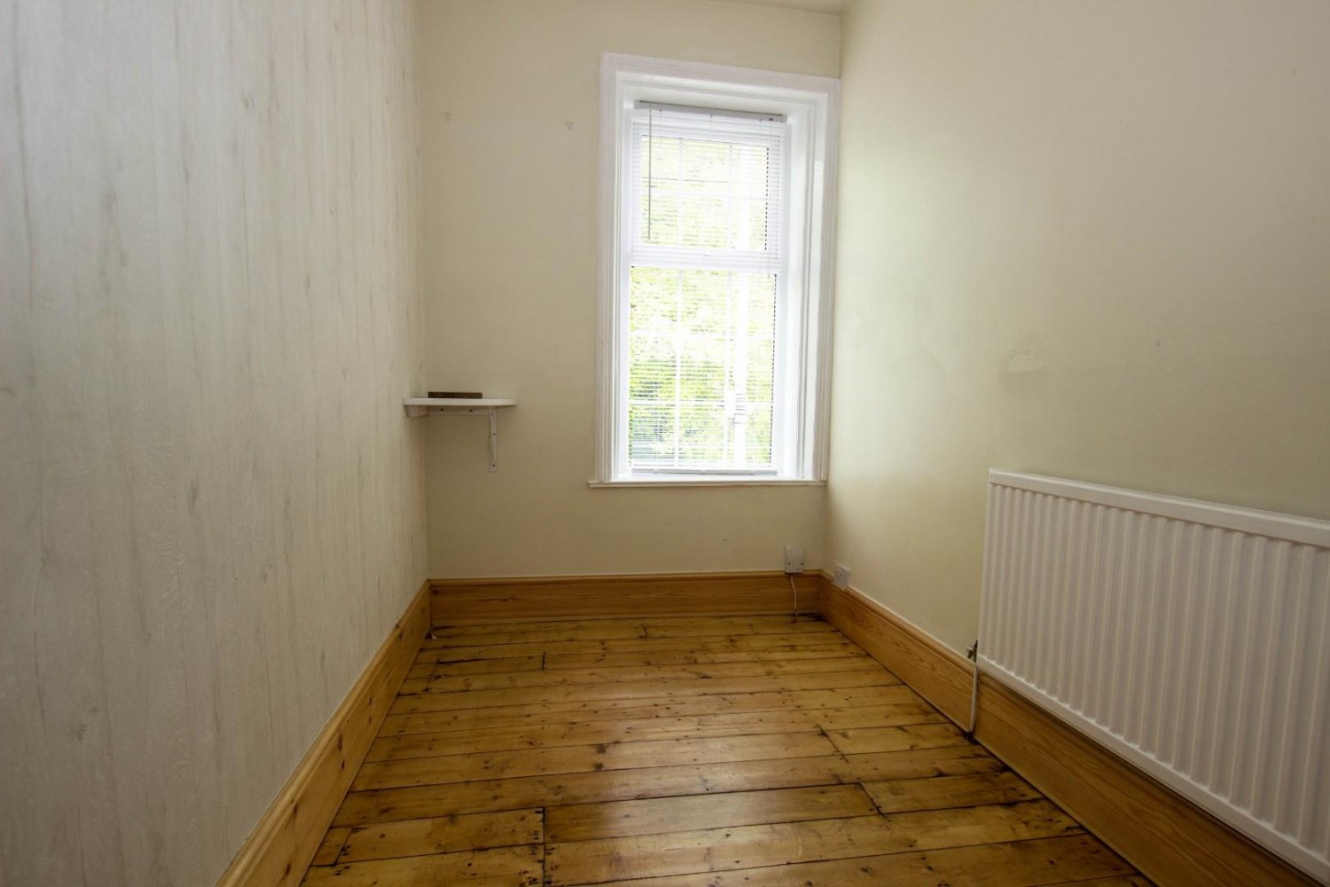4 bedroom House to let in Bradshaw Brow, Bolton