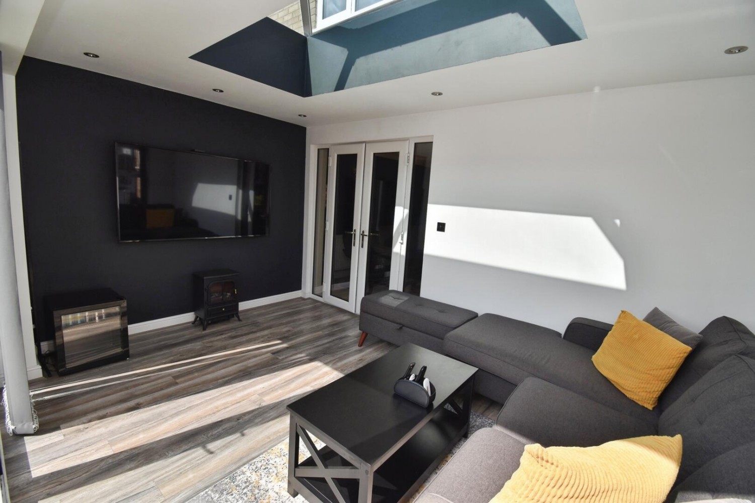 4 bedroom House for sale in Woburn Close, Wigston