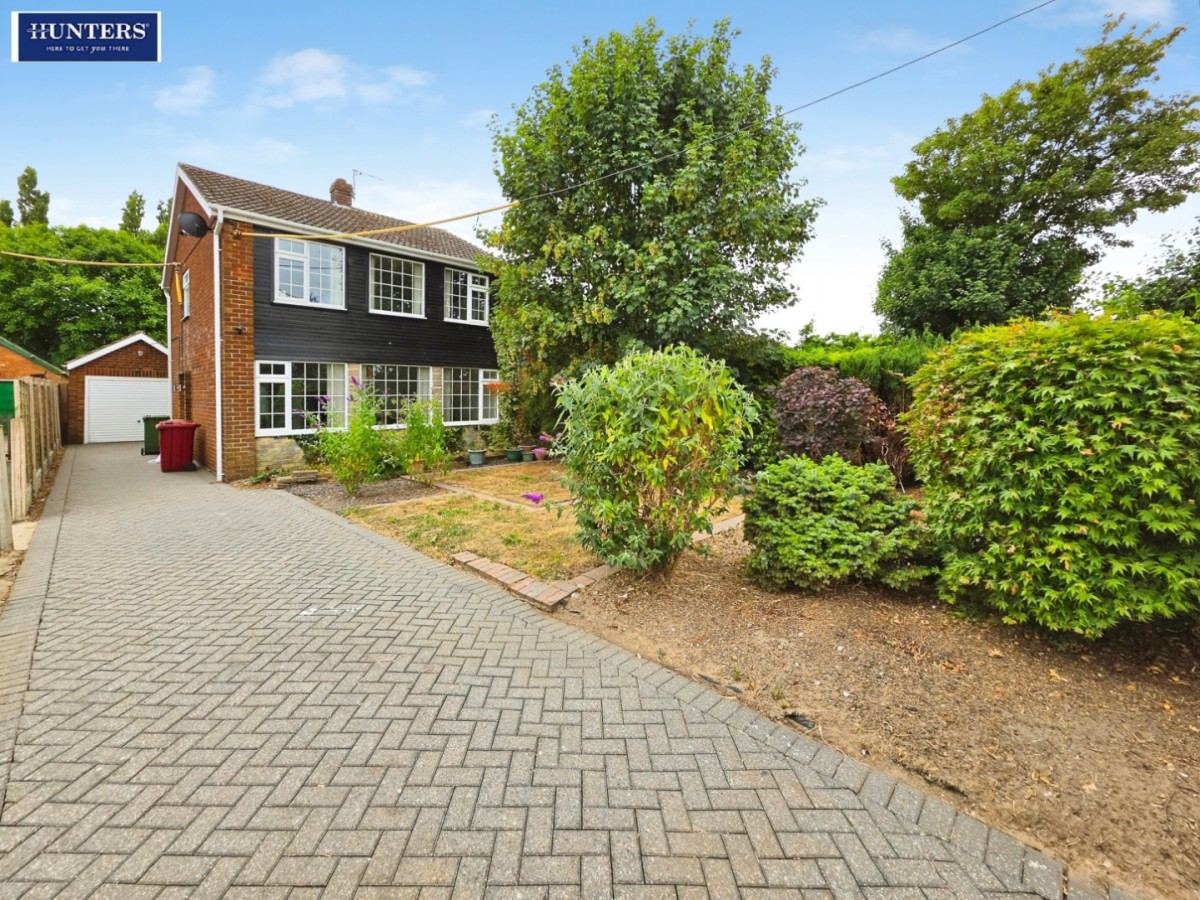 Doncaster Road, Gunness, Scunthorpe