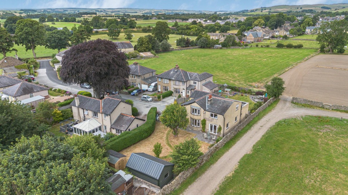 Newlands. The Green, Hellifield