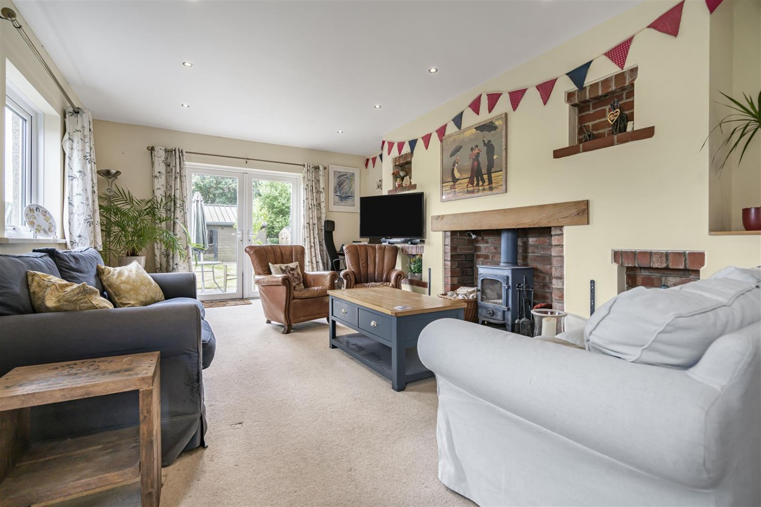 4 bedroom House for sale in Newlands. The Green, Hellifield