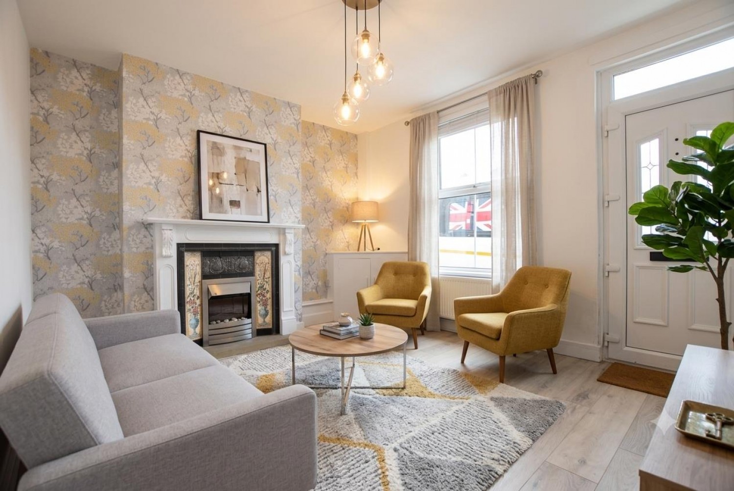2 bedroom House for sale in Hipper Street West, Brampton, Chesterfield, S40