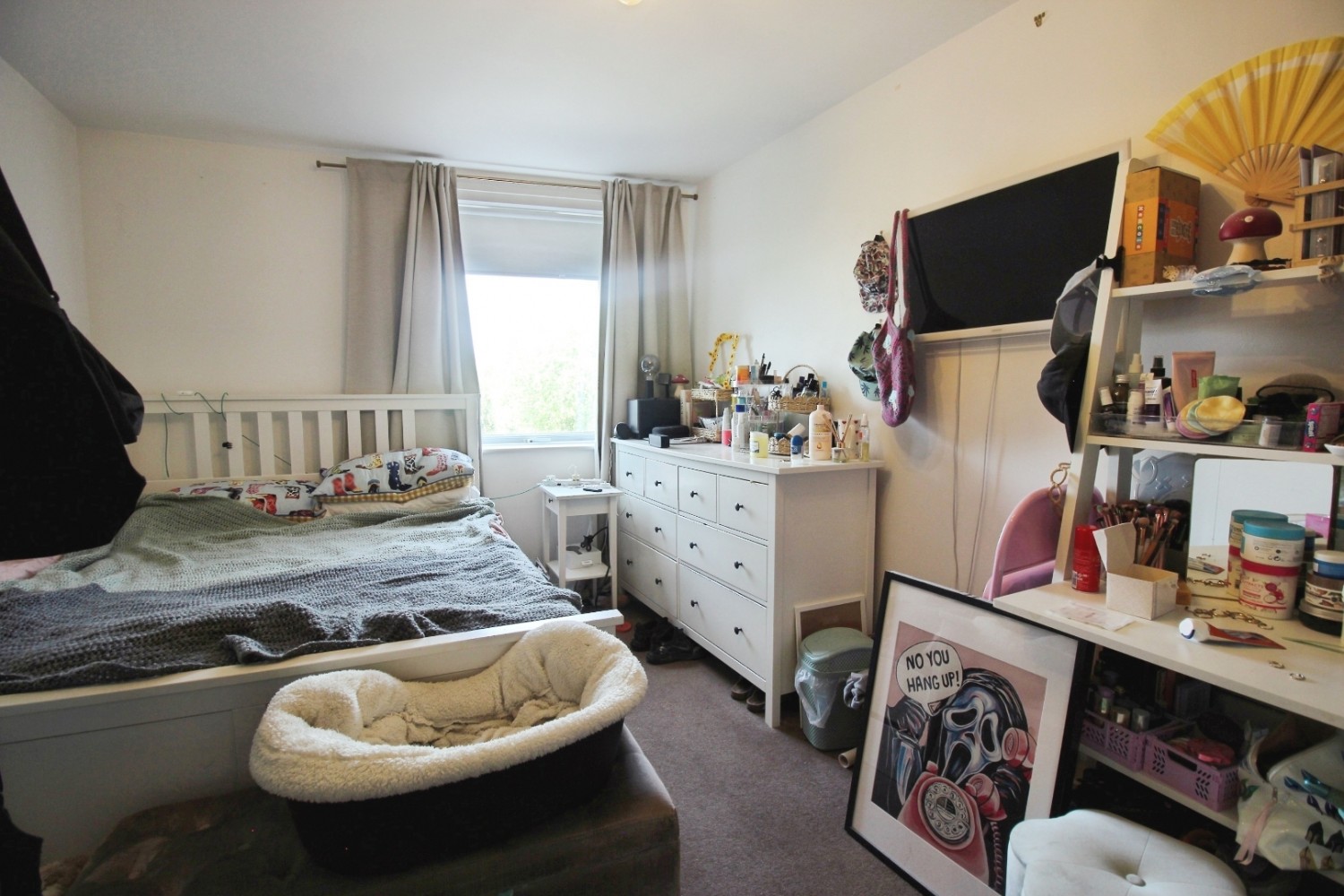 2 bedroom Flat to let in Poplar Place, London