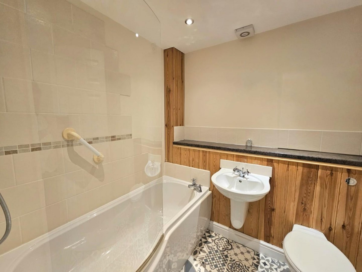 Rosebery Road, Dursley