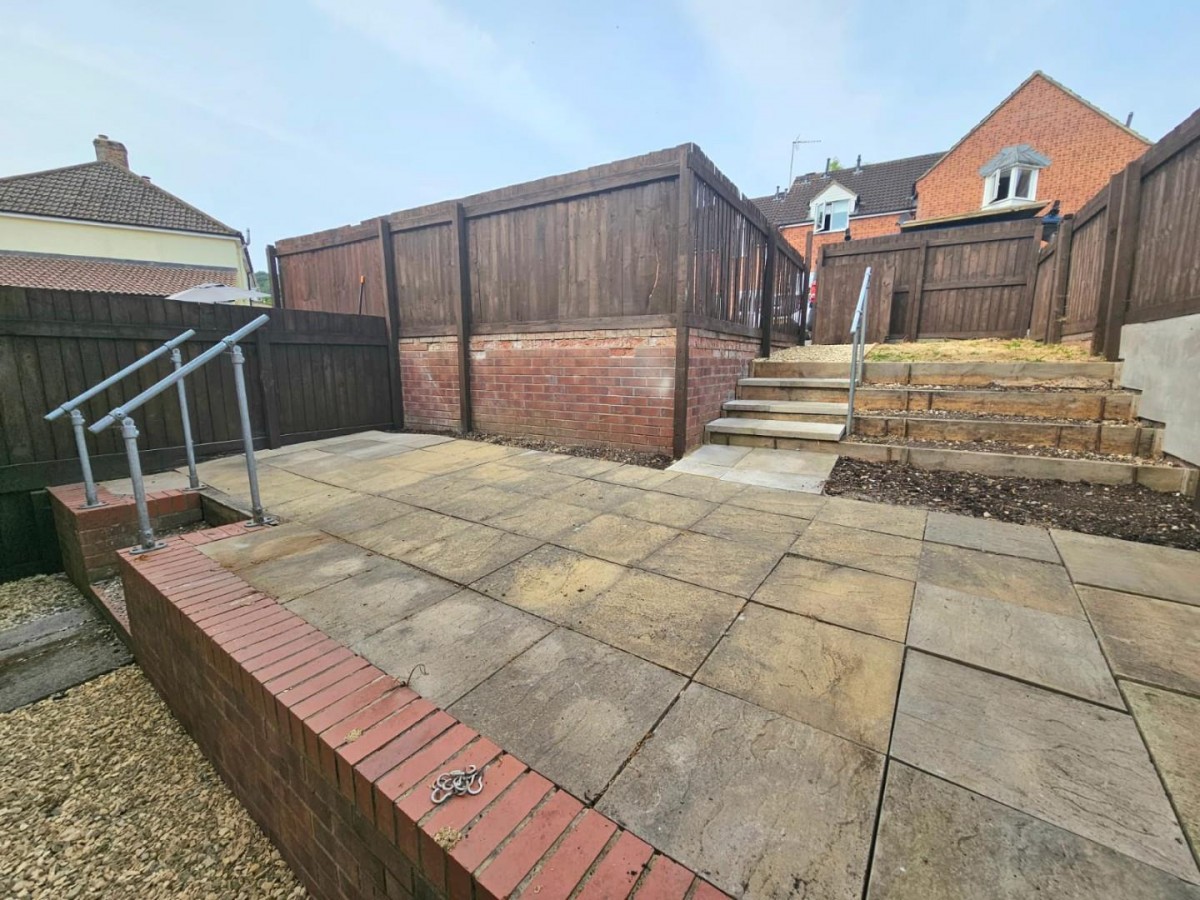 Rosebery Road, Dursley