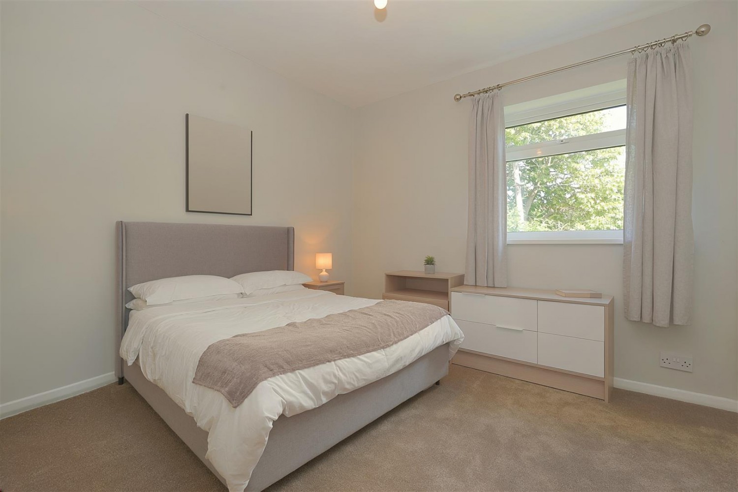 3 bedroom House for sale in Crofthouse Court, Off Richardshaw Lane, Pudsey, LS28 7NN