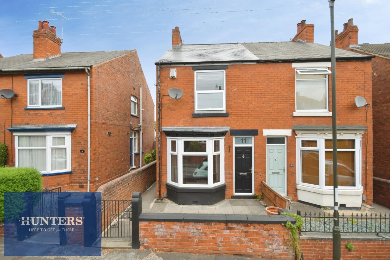 3 bedroom House for sale in Tapton View Road, Stonegravels, Chesterfield, S41 7JS