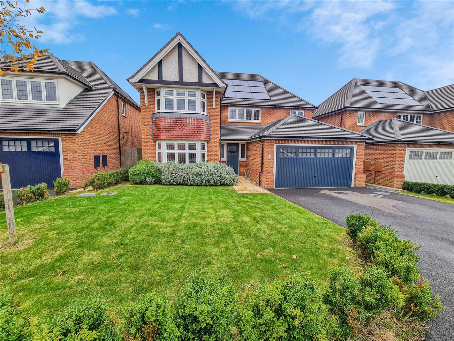 4 bedroom House to let in Fawcett Drive, Harrogate
