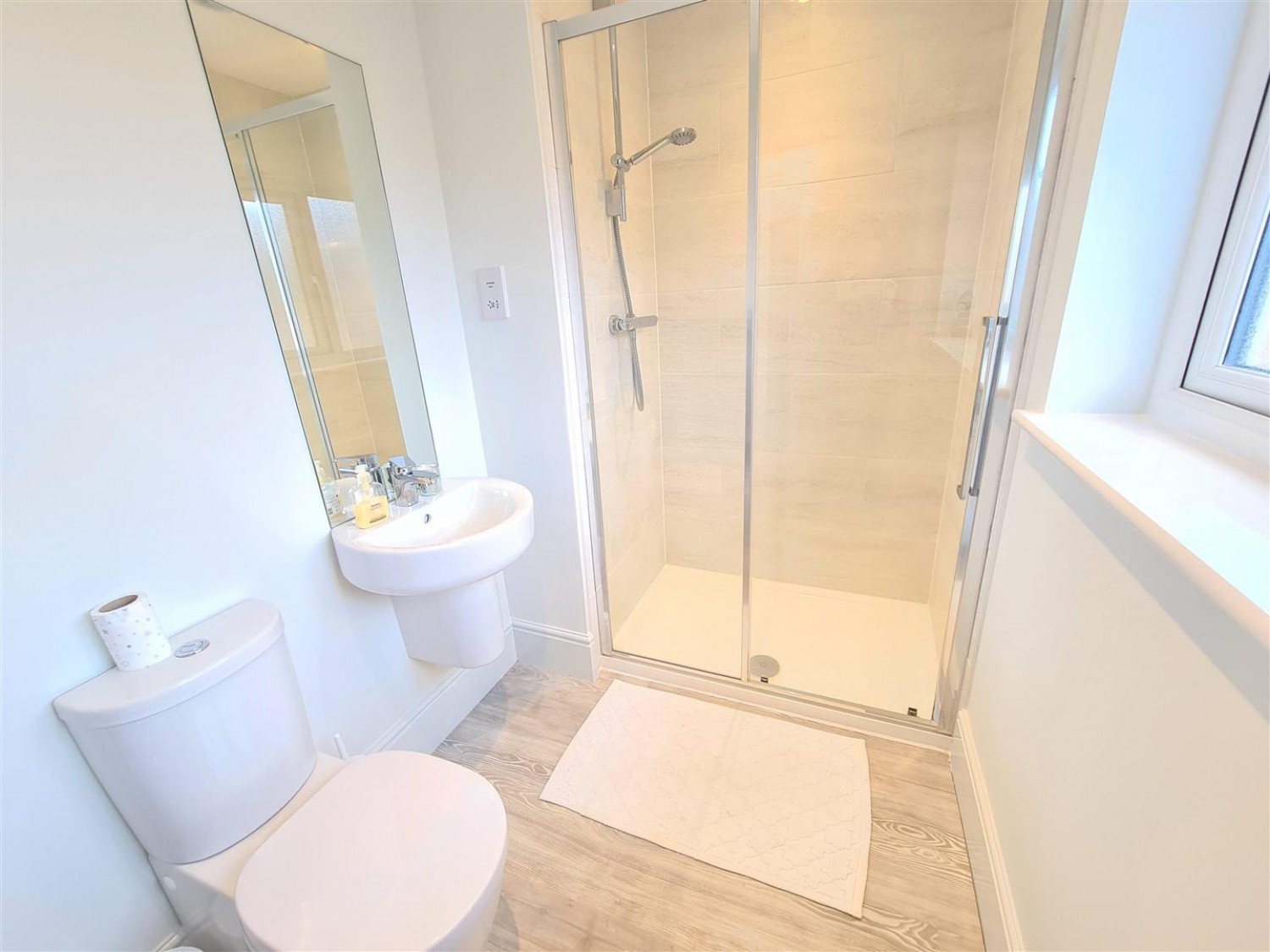 4 bedroom House to let in Fawcett Drive, Harrogate